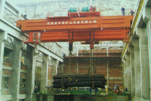 300、75t通用橋式起重機(jī)